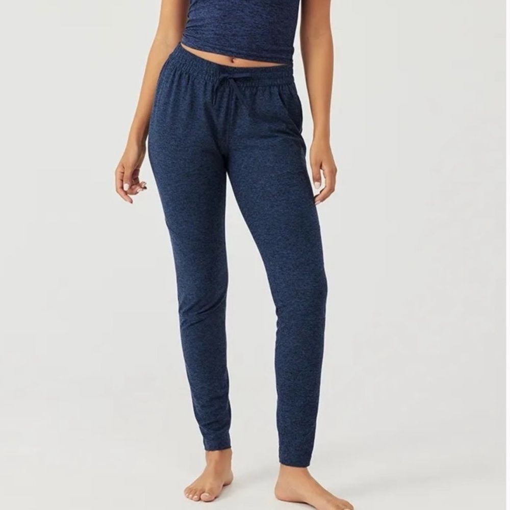 Outdoor Voices Cloud Knit blue jogger sweatpants women’s size small